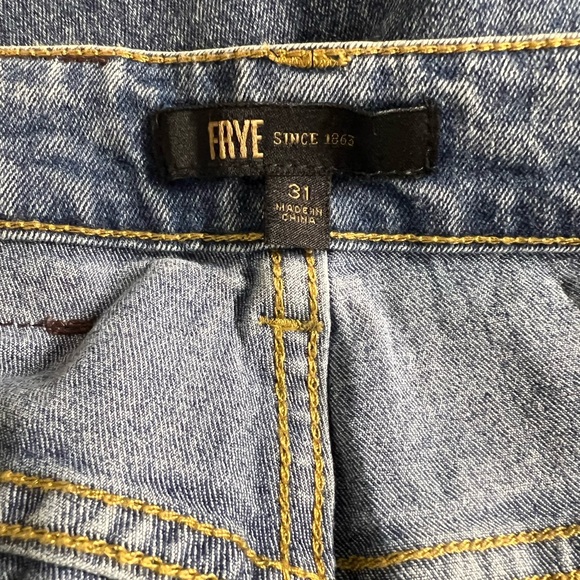 NWT Frye Wide-leg Flare Vintage Wash Blue Jeans 31 - Picture 4 of 11